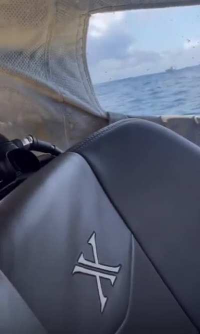 Man in Personal Submarine finds thousands of Baby Jellyfish!