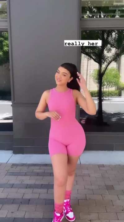 so pretty🥵