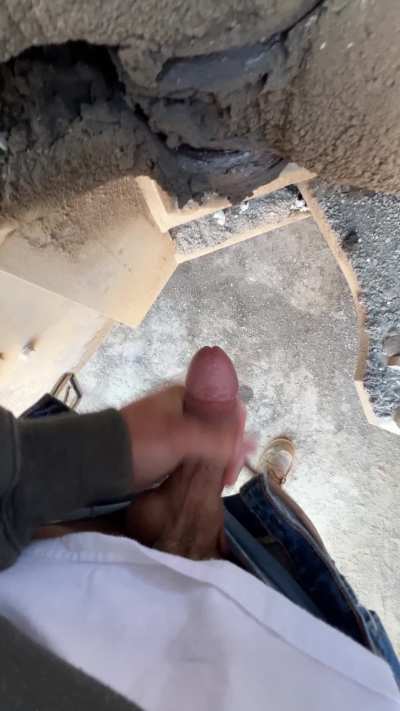 Reddit made me need to cum at work and I couldn’t control it anymore.