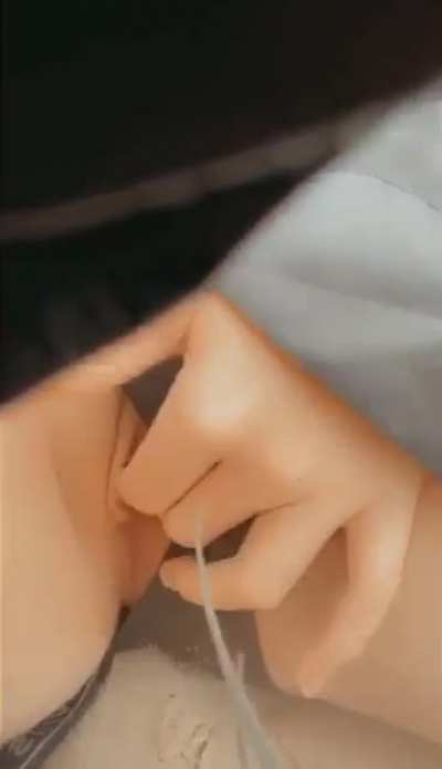 <3