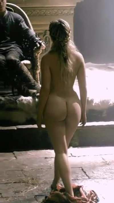 Alicia Agneson in Vikings