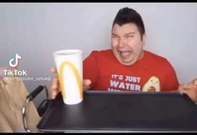😭