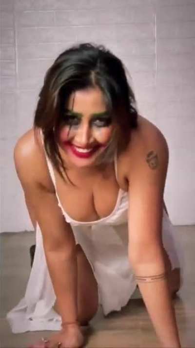 Sofia Ansari (New)