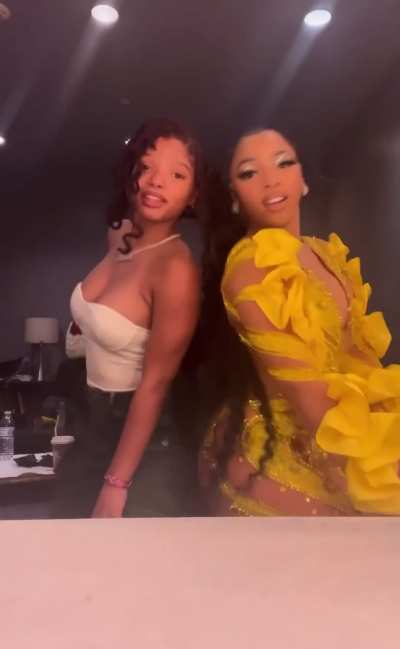 Chloe and Halle backstage