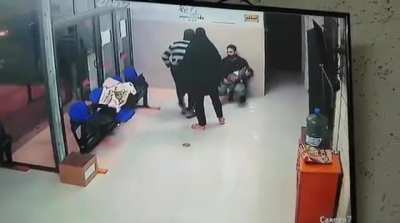 Doctor saves a choking infant (Palestine)