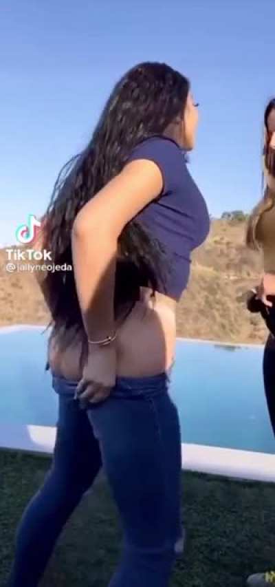 Jailyne going back to her old ways