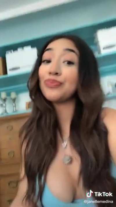 janellemedina