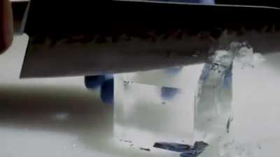 Look how thin they cut the ice!