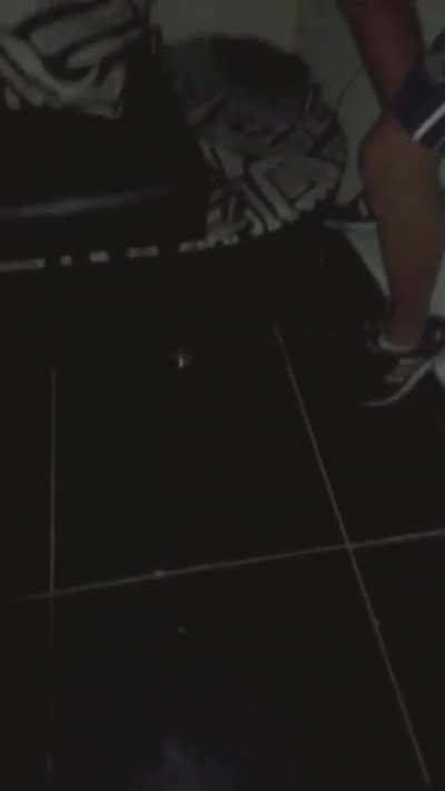 Esto es lo q pasa si escuchas Ghostemane alas 3 de la mañana