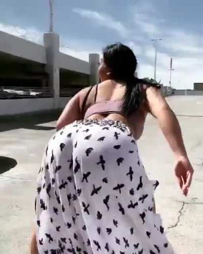 lisa twerking