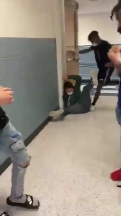 *YES THIS IS ME*(back story) So we was outside and this goofy just saying the n word HARD R like it’s nothing so I give this nigga a chance to say sorry to all da black kids he didn’t so I told my mama that I was finna be his ass so it is what it is I pos