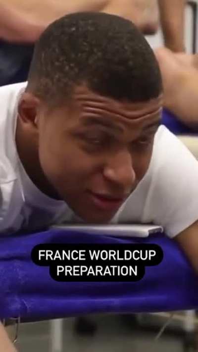 2018 France Players Vibing To X Before The World Cup Finals.
