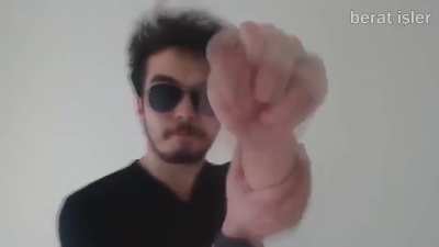 Porçay, Kirby ile birlikte nah çekip, coşuyor.