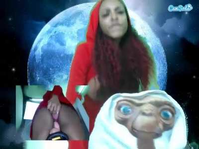 OMG!!! ET!
