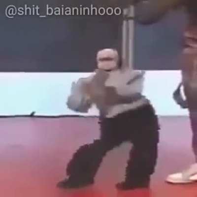👉👈😁