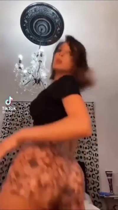 😎🍑😎