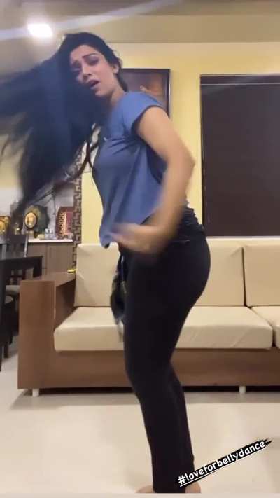 Avantika🤤💦