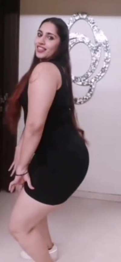 Milky heavy thighs