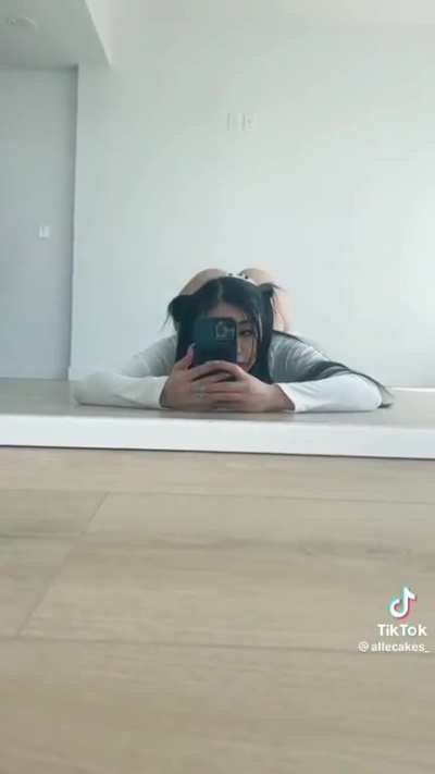 @Alliecakes
