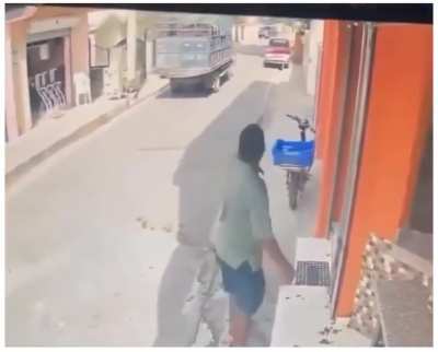 Pô, pode mais nem da aquela descansada tranquila, sacanagem isso aqui