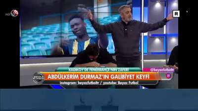 ROK un canli yayinda bayilmasi hakkinda ne düşün<wbr>üyors<wbr>unuz?