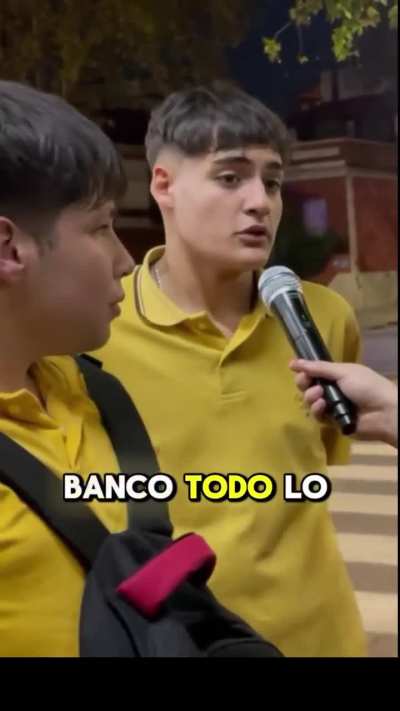 La juventud banca a Milei y Adorni
