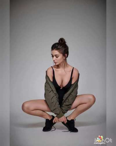 AmyJacksonFap