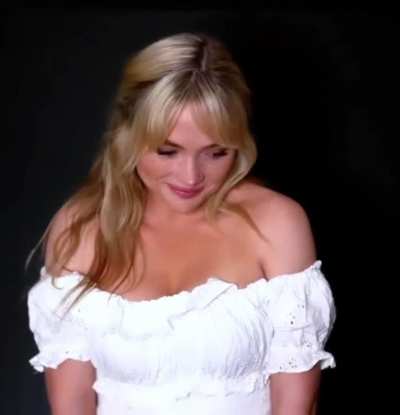 Natalie Alyn Lind