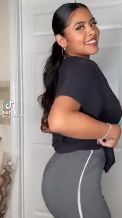🥴