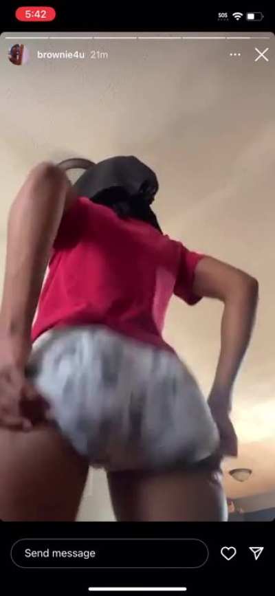 👏🏾🍑
