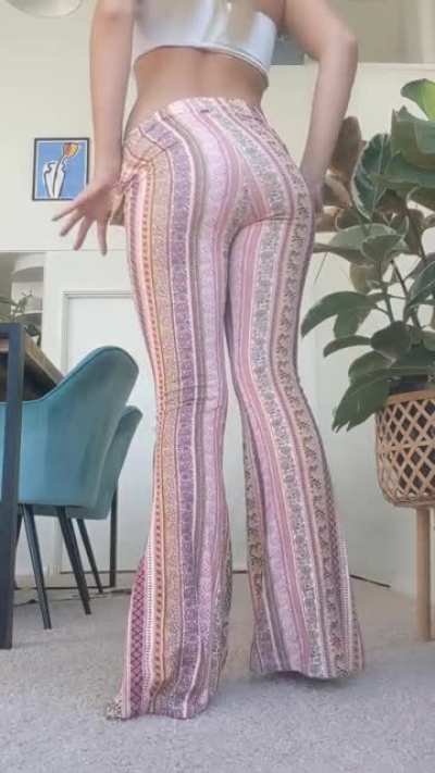 Happy Hump Day 🍑