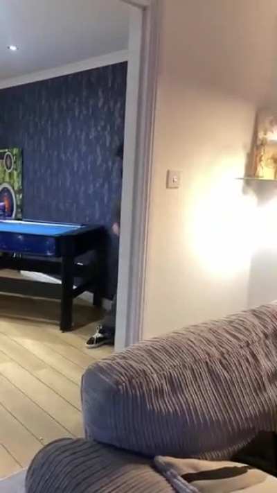 fight from last night over the white guy asking a 13 year old for sex on snapchat