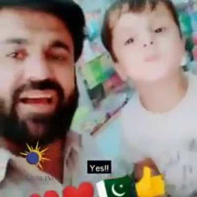 İslamabad’da bir Hindu tapınağının inşasına başlanması üzerine Paki baba çocukları üzerinden mesaj gönderiyor: eğer tapınak açılırsa gördüğüm her Hinduyu keserim.