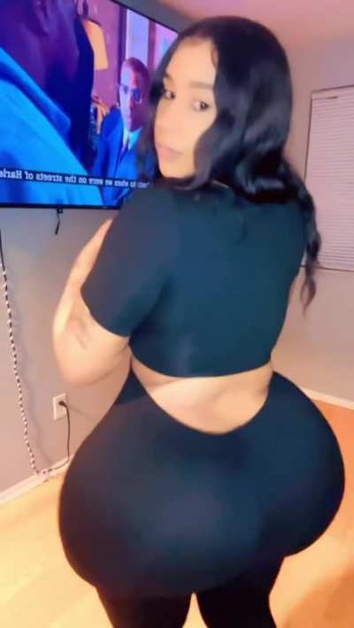 big ol monster ass!