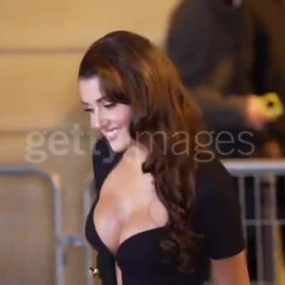 Hande Erçel