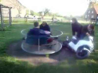 Accelerating a roundabout with a scooter