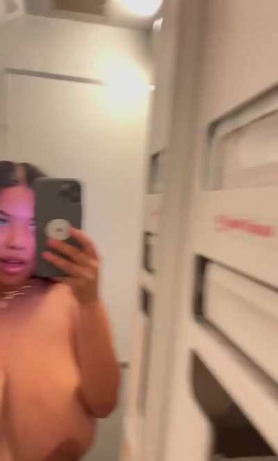 Lailathebratt
