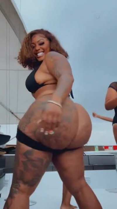The Booty Queen