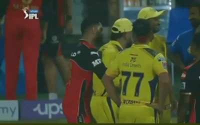 Kholi & Dhoni