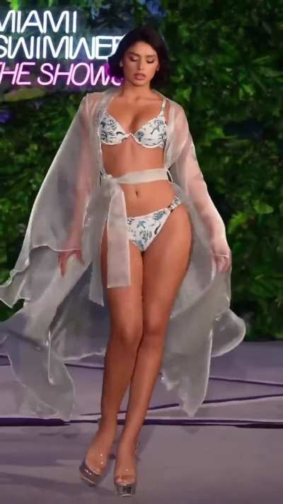 Isa Ludena