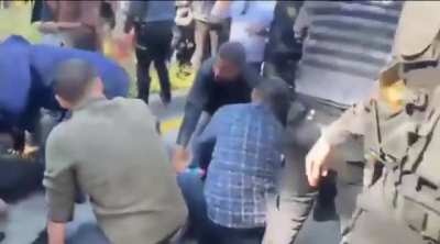 sonra halk neden ayaklaniyo amk sizin gibi emir kulunun