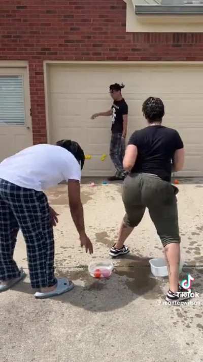 Her thick ass