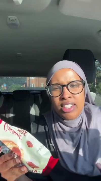 Hijabi failing to understand basic fermentation and screaming about 1% alcohol in croissant