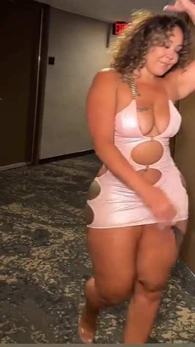 Raven (@_a_<wbr>beaut<wbr>iful_<wbr>mix_)