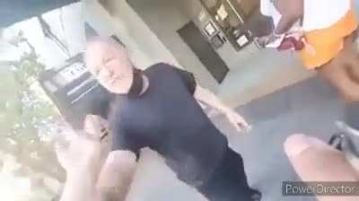 Annoying streamer gets pepper sprayed and cries like a wimp