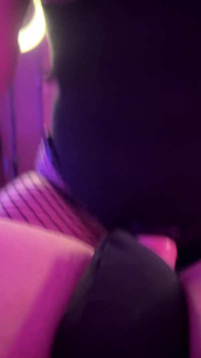 I love to feel how my strapon enters inside a strong man, do you want to feel my cock all day?