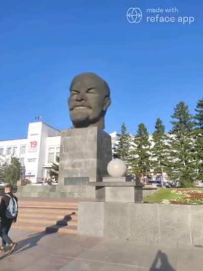 Вот таким бы памят<wbr>никам в городах я был бы рад.