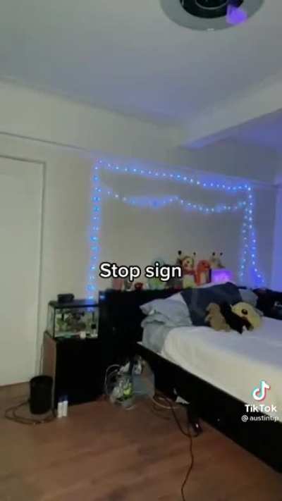 How the signs walk