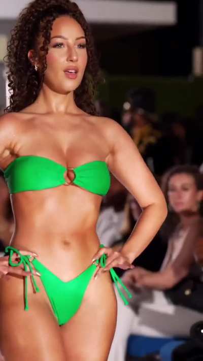 Kylie Gesualdo (@kyl<wbr>ie_th<wbr>e_bun<wbr>ny_)