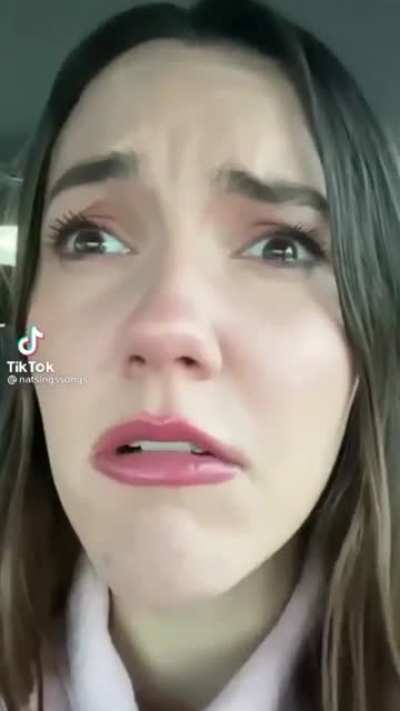 “I panic”🎶🎵